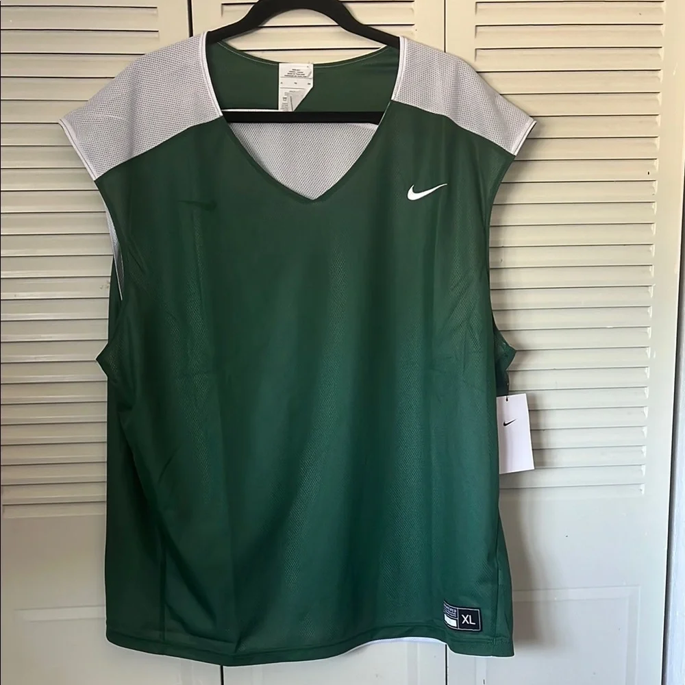 Nike Men's Green Sleeveless Boxy Jersey size XL